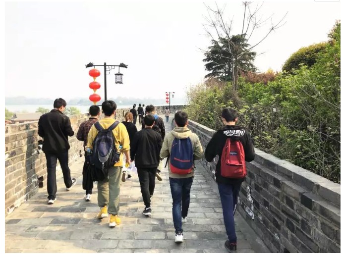 鉴黑担保网(jhdbw)·最具权威唯一维权担保平台